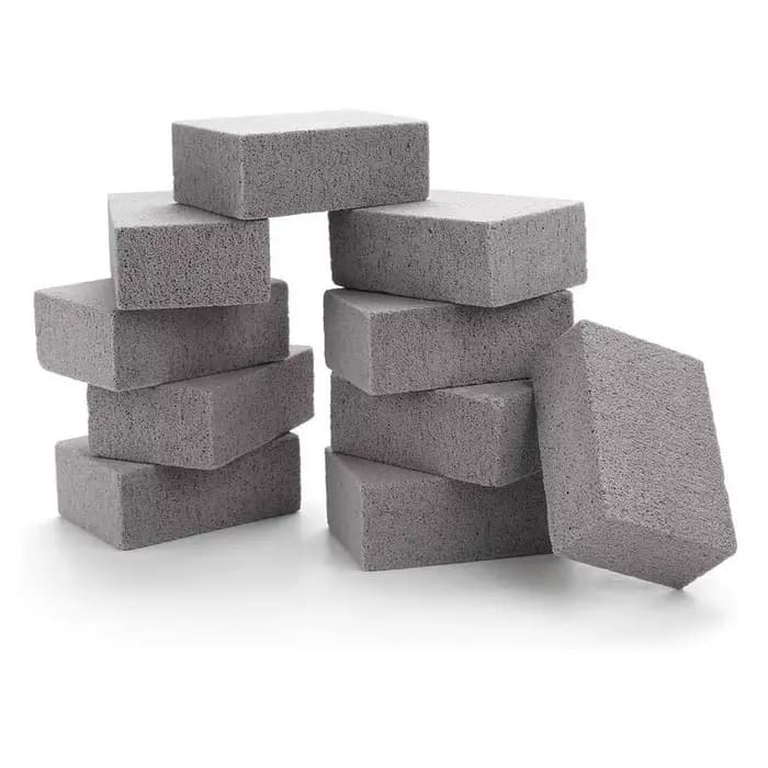 Brique de pierre ponce pour le nettoyage des grilles de barbecue