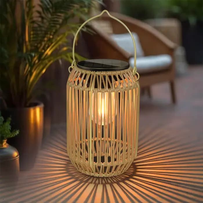 Lanternes solaires lumières