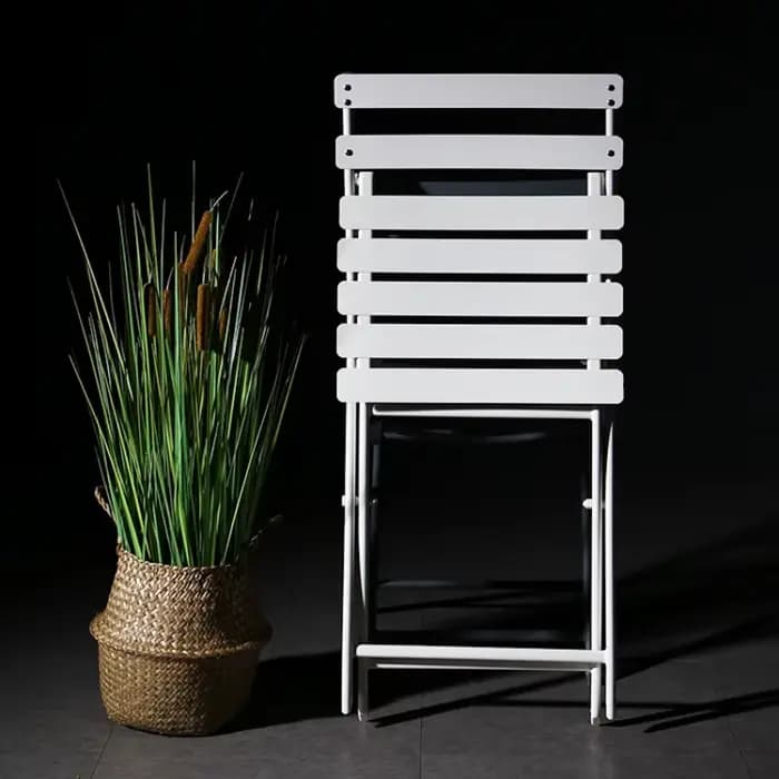 Chaises de jardin en fer nordique