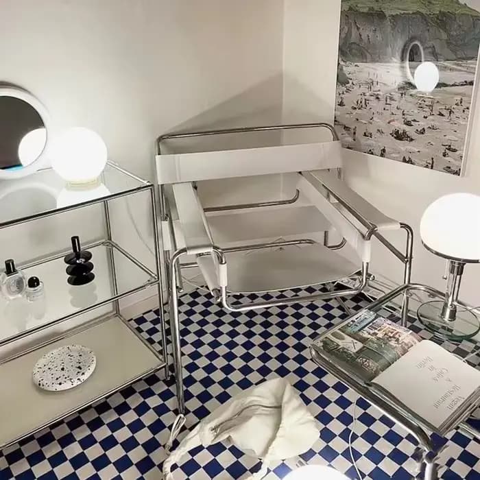 Chaise d'appoint inspirée du design, cadre en acier inoxydable avec selle, siège en cuir, chaise de salon moderne, chaises de salle à manger pour la maison