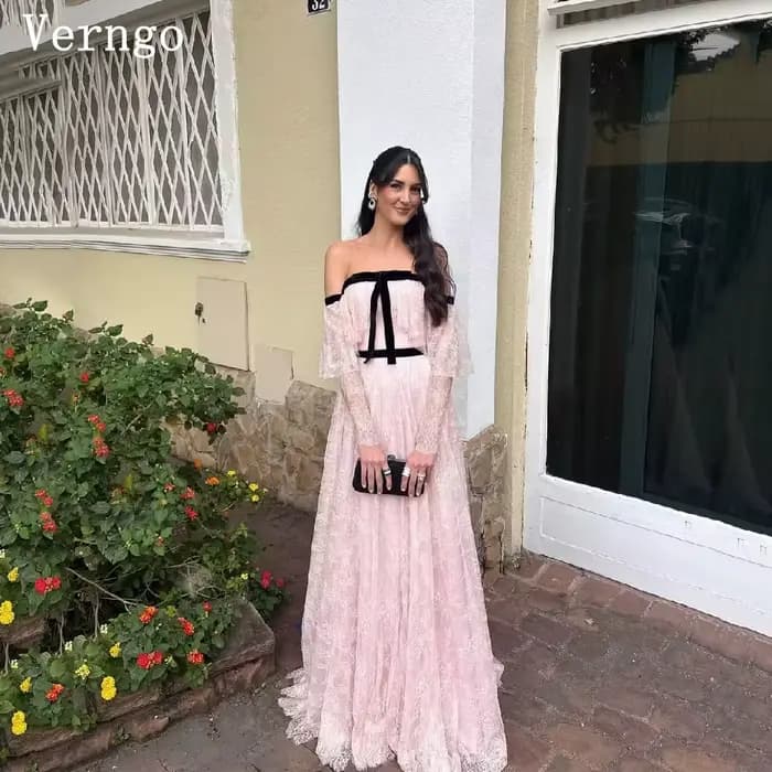 Verngo – robe de soirée élégante en dentelle rose, épaules dénudées, ligne A, robe de bal maxi, robe de soirée formelle pour femmes, robe de soirée familiale personnalisée