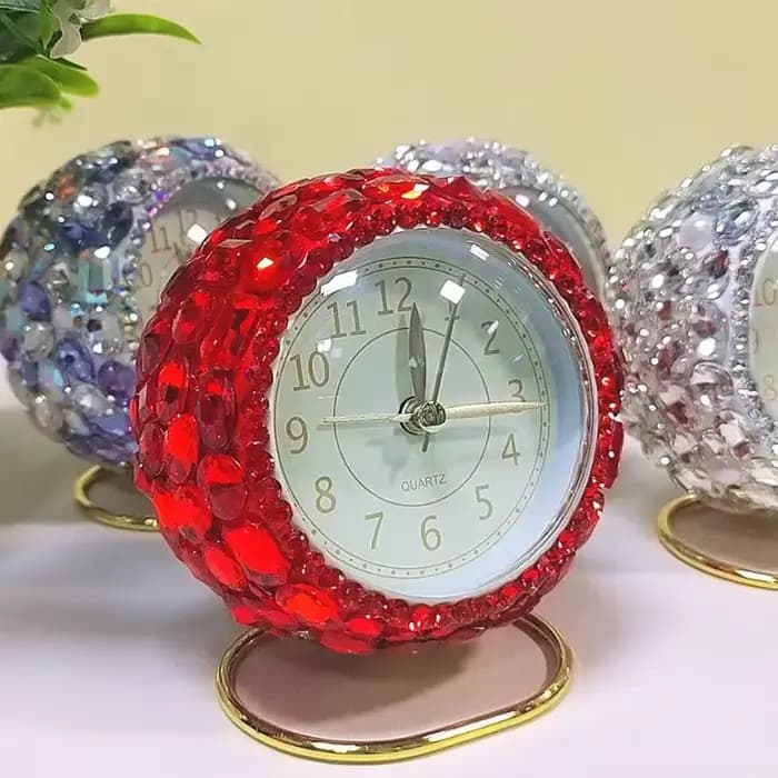 Horloges de Table modernes, salon créatif, horloge de bureau, chambre à coucher, montre de bureau silencieuse avec lumière, accessoires de décoration intérieure