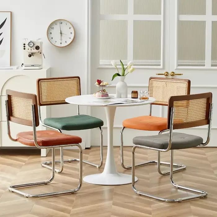 Chaises de salle à manger modernes du milieu du siècle avec cadre en métal