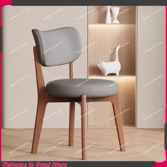 Beaux chaises de salle à manger modernes coussins de luxe design cuisine