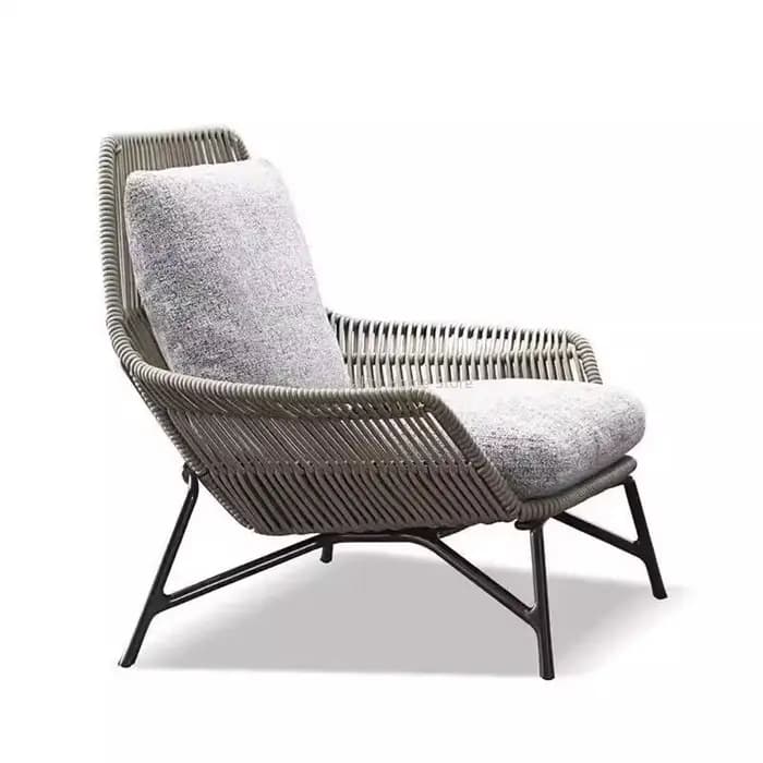 Chaise nordique en rotin pour balcon extérieur