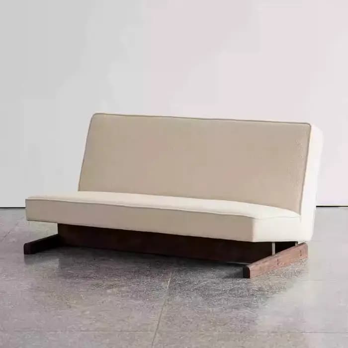 Fauteuil lounge vintage en bois massif