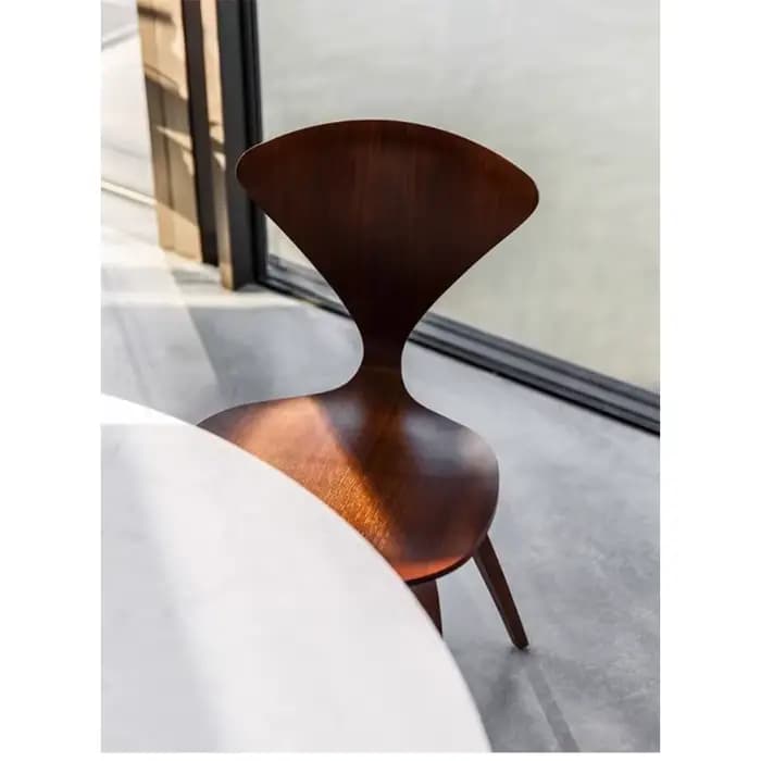Chaise Cherner, style américain haut de gamme
