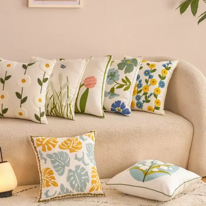 Housses de coussin brodées à fleurs de Style campagne