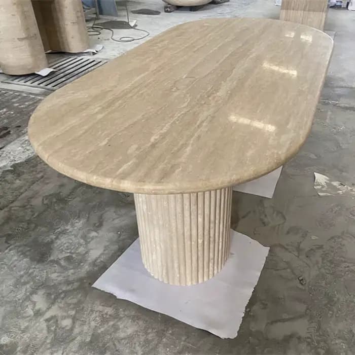 Table à manger moderne en travertin beige