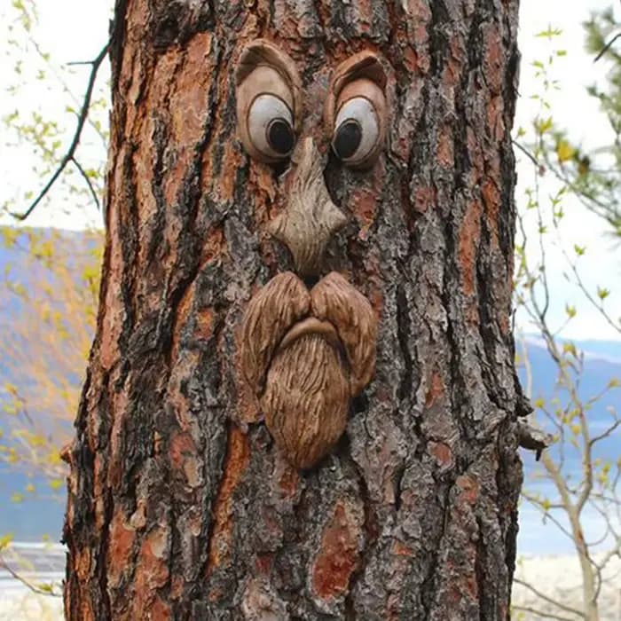 Décor de jardin enchanteur en résine avec visage d'arbre