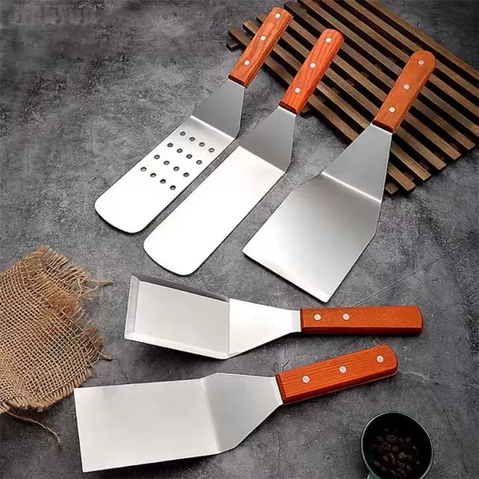 Spatule et grattoir à gril en acier inoxydable