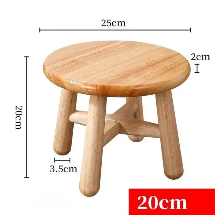 Petit tabouret rond en bois massif
