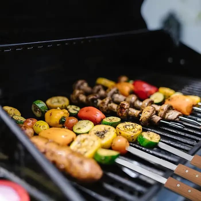 Brochettes Kabob 55 cm brochette de barbecue plate en acier inoxydable avec manche en bois