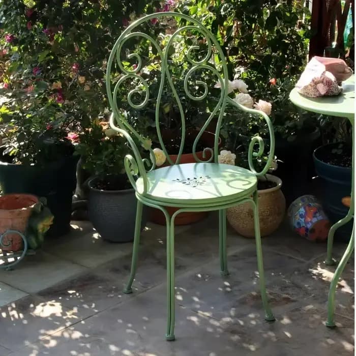 Table de jardin évidée en fer de style américain