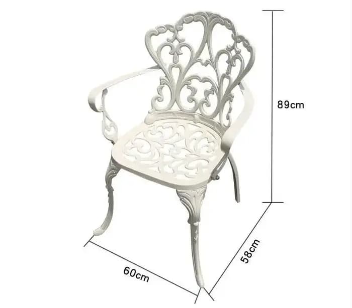 Tables et chaises en aluminium moulé pour l'extérieur