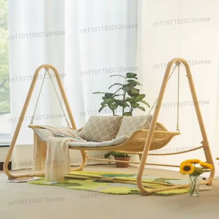 Fauteuil suspendu d'extérieur en rotin